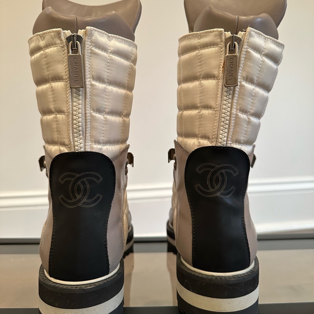 Chanel Vintage 2000 Combat Boots - Picture 5 of 9
